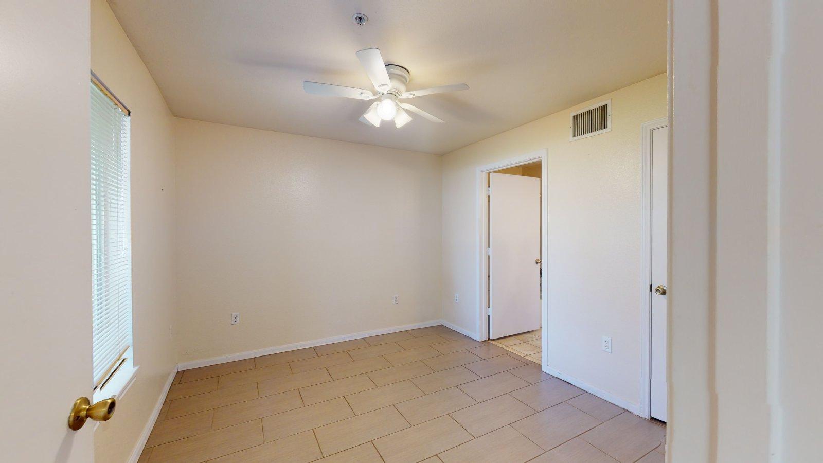 Suite C property image